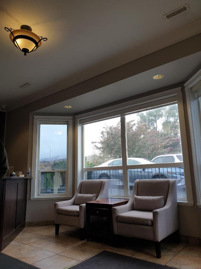 Riverland Inn & Suites Kamloops Extérieur photo
