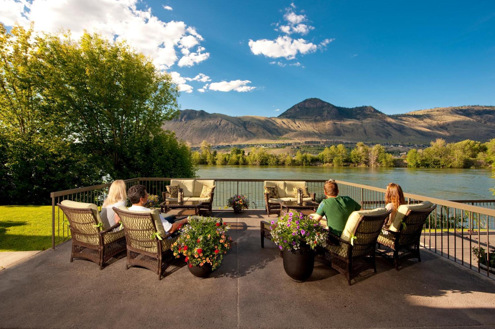 Riverland Inn & Suites Kamloops Extérieur photo